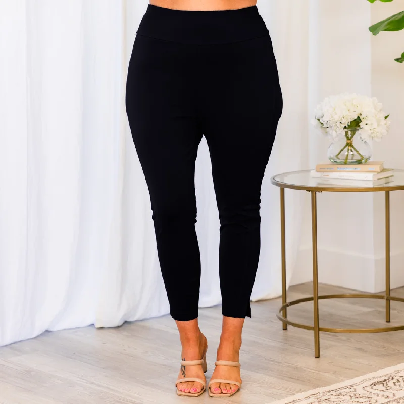 Stretchy yoga pants for flexible workout sessions -Strut Your Style Pants, Black