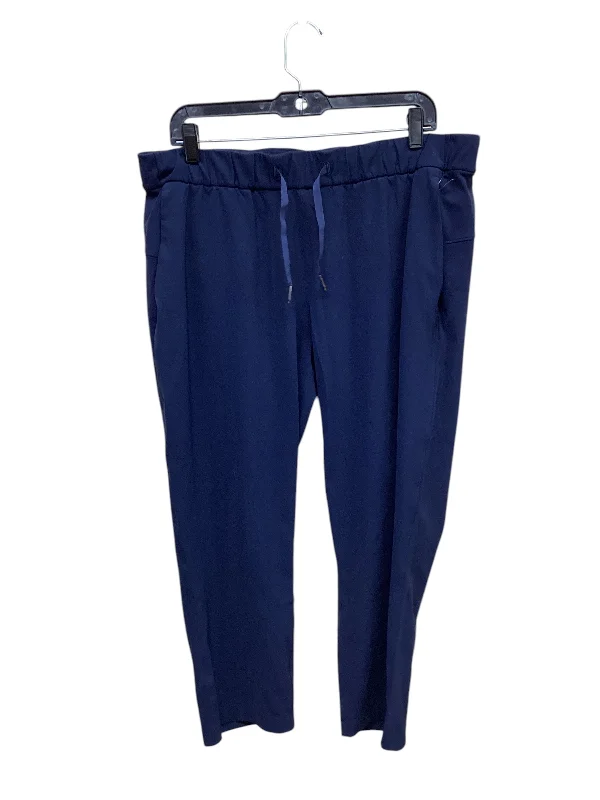 Versatile black pants for any occasion pairing -Athletic Pants By Lululemon In Navy, Size: 12