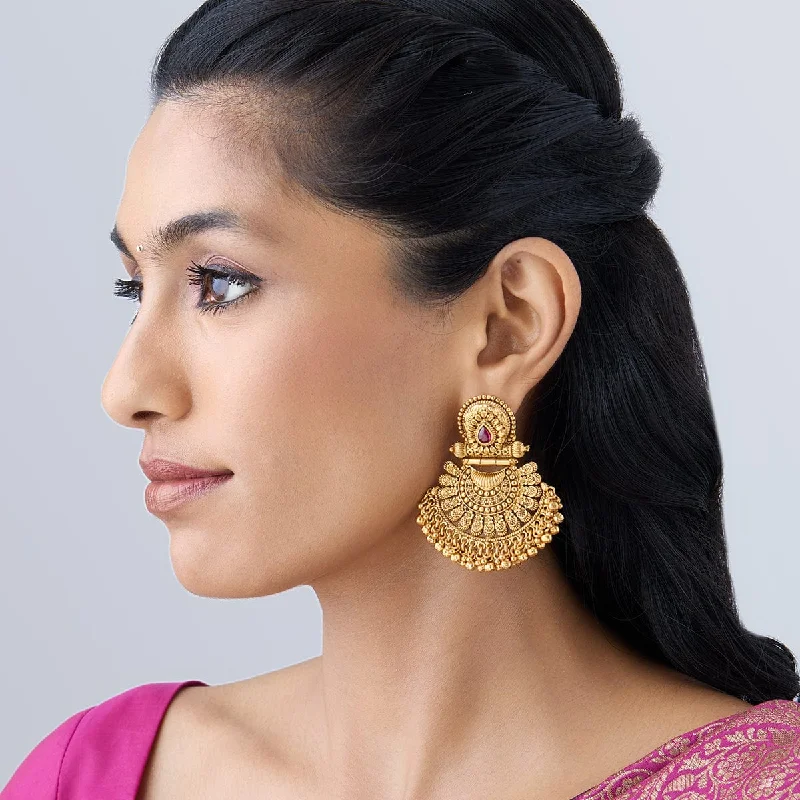 Best hoop earrings with floral designs for a feminine and delicate look-Antique Earring 160735