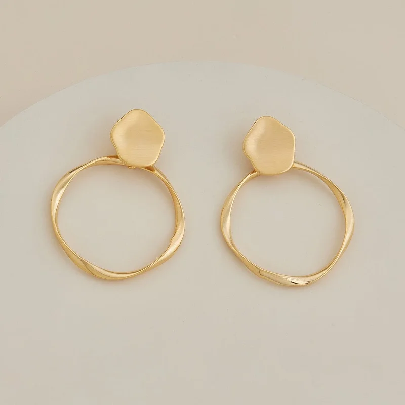 Best hoop earrings with rose gold for a romantic and warm aesthetic-Trendy Earring 163286