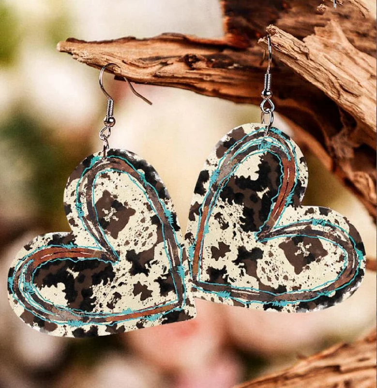 Best hoop earrings with twisted rope designs for a nautical-inspired style-Wholesale Valentine's Day Leopard Heart Leather Earrings