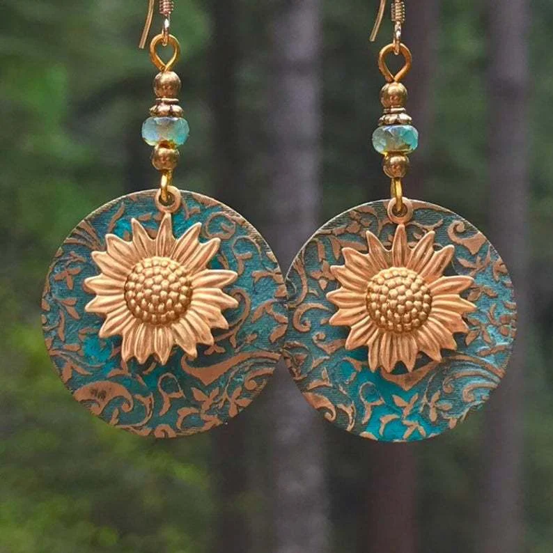 Best hoop earrings with stacked layers for a dimensional and bold look-Wholesale Vintage Bohemian Sunflower Alloy Earrings